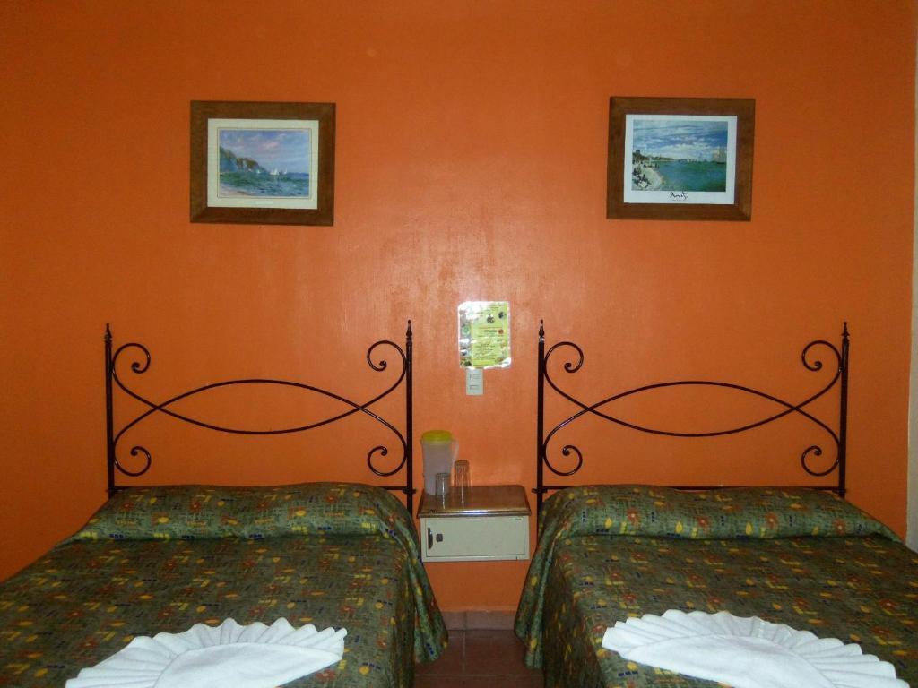 Casa Margarita Hotel 瓜亚比托斯 客房 照片