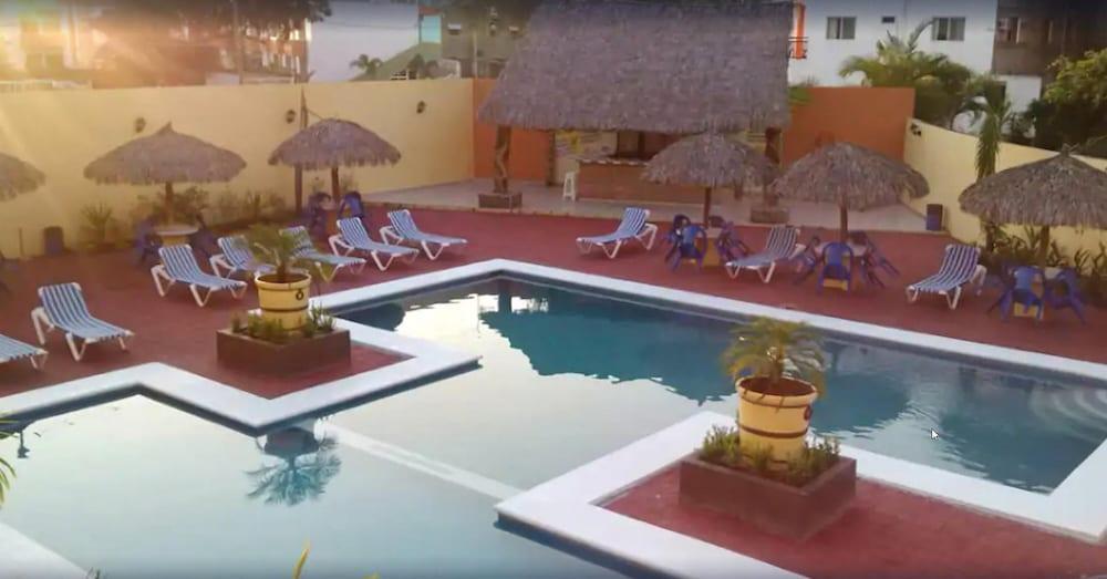Casa Margarita Hotel 瓜亚比托斯 外观 照片